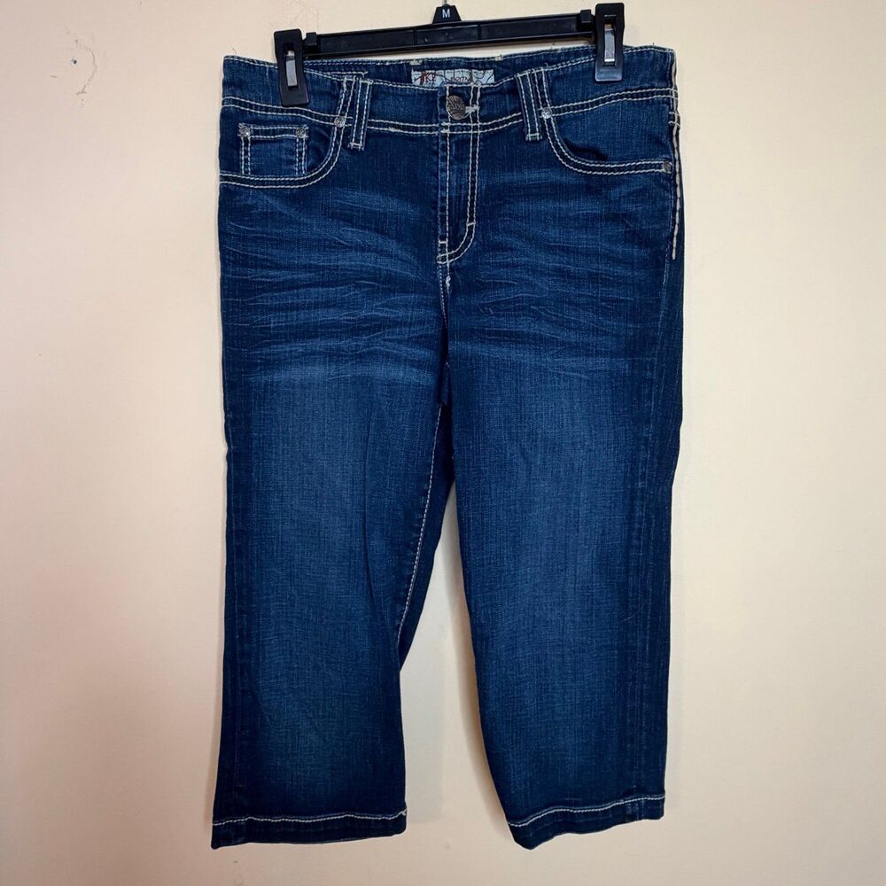 Size 29 BKE Britni women’s stretch capri jeans pants